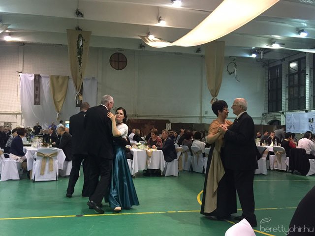 XI. Jótékonysági Kórházbál 54